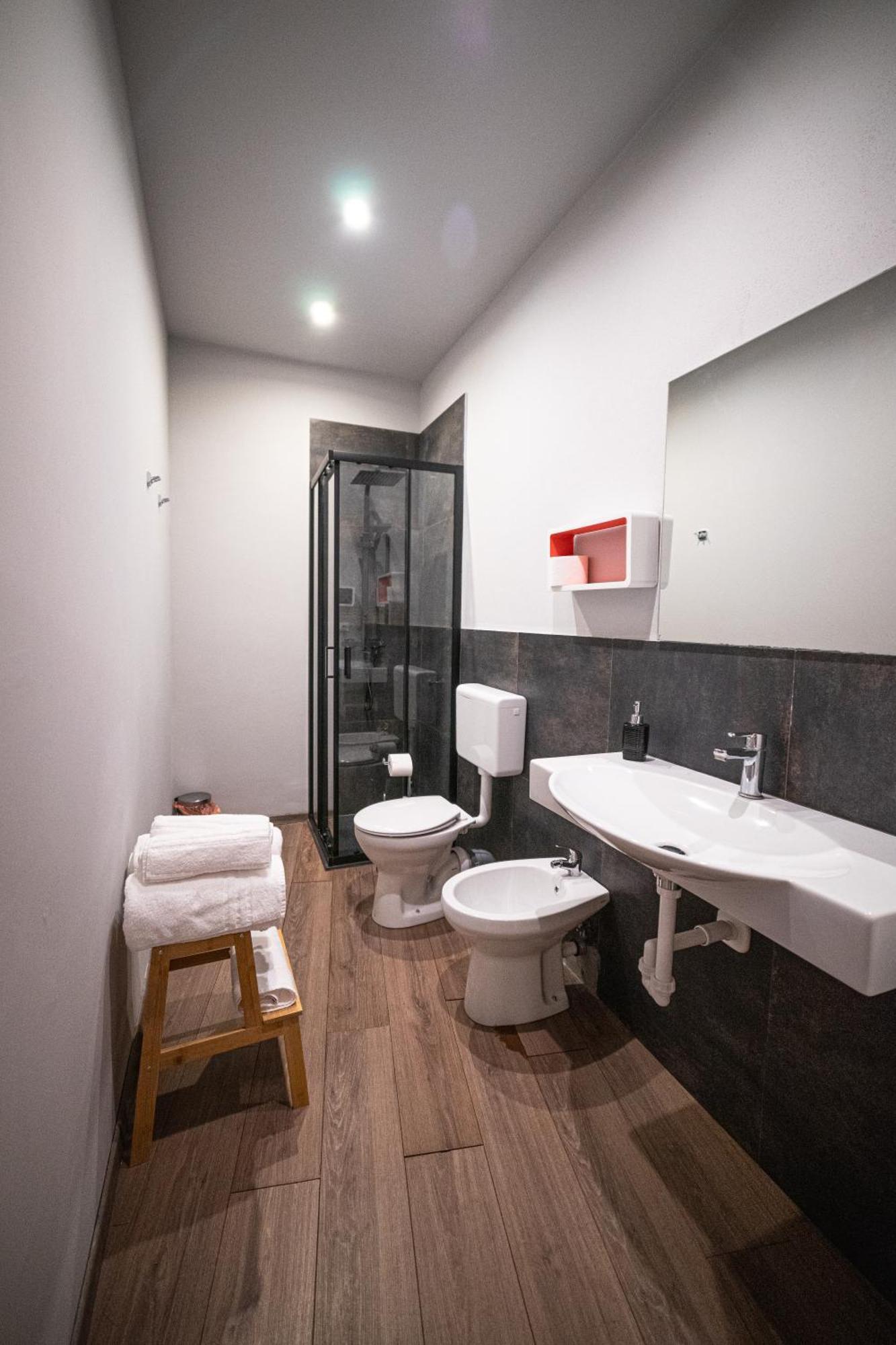 Regis 2 Appartamenti Resort Centro Storico Chivasso Zewnętrze zdjęcie